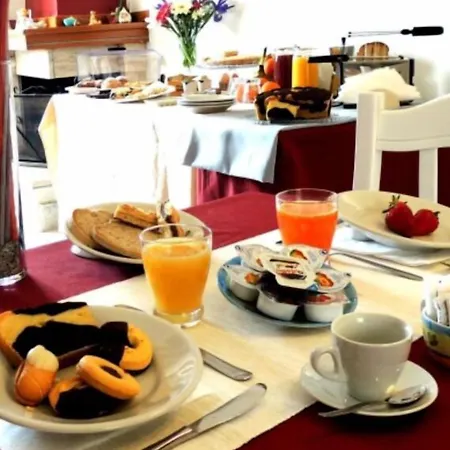 ベッド・アンド・ブレックファスト Melanella 3*