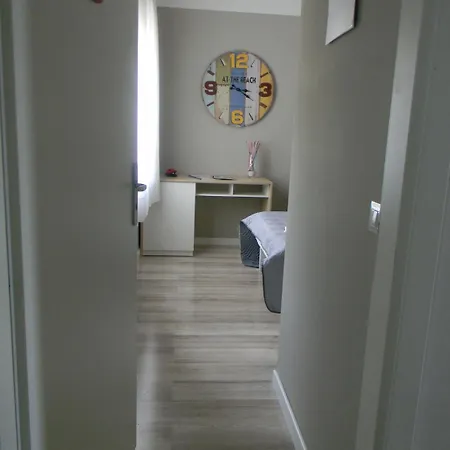 ベッド・アンド・ブレックファスト Melanella 3*