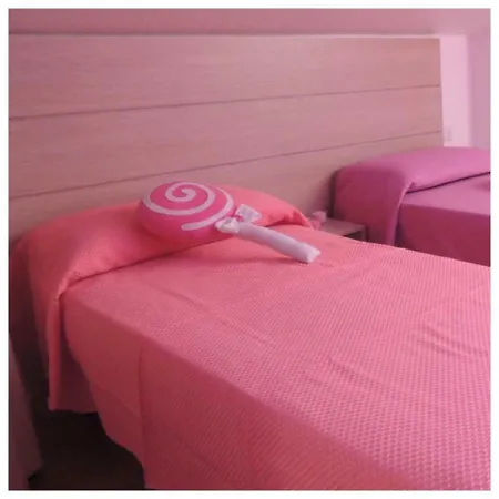 Melanella ベッド・アンド・ブレックファスト 3*